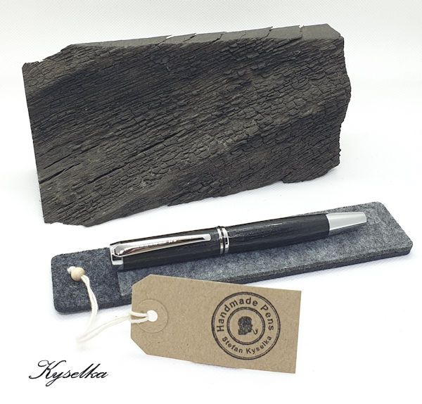handgefertigter-kyselka-handmade-fuellfederhalter-fuellerl-schreiber-stift-pen-mooreiche-morta-holz-schmidt-feder-m-chrom-schwarz-unikat-07-11-2020-002